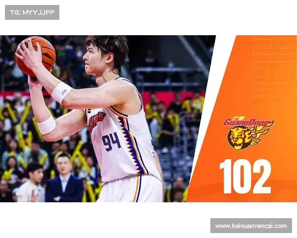 CBA篮板王助力球队制胜 揭秘其背后的努力与成就 CBA篮板王助力球队制胜 揭秘其背后的努力与成就